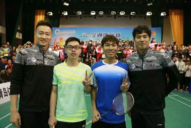 肖圣怡与奥运冠军张楠合影