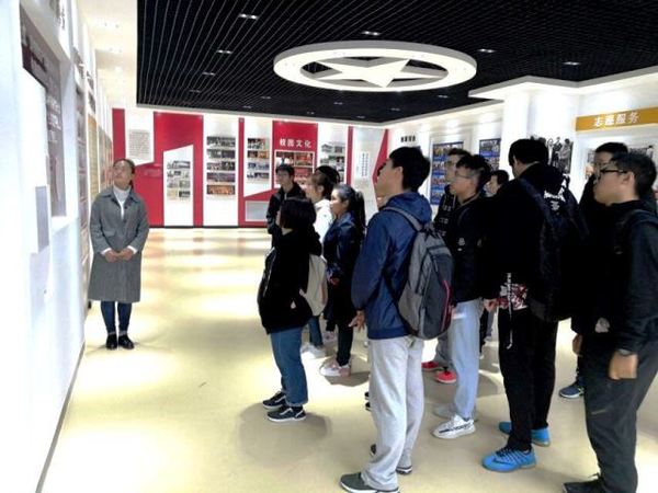 参观团情团史教育基地 参观团情团史教育基地